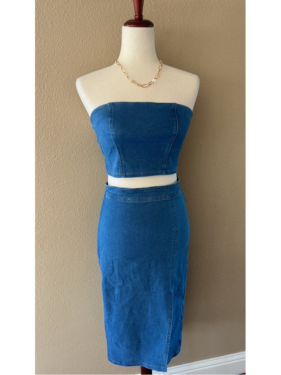 Haute Monde Dresses & Skirts - Haute Monde Blue Denim Midi Pencil Skirt with Front Slit
